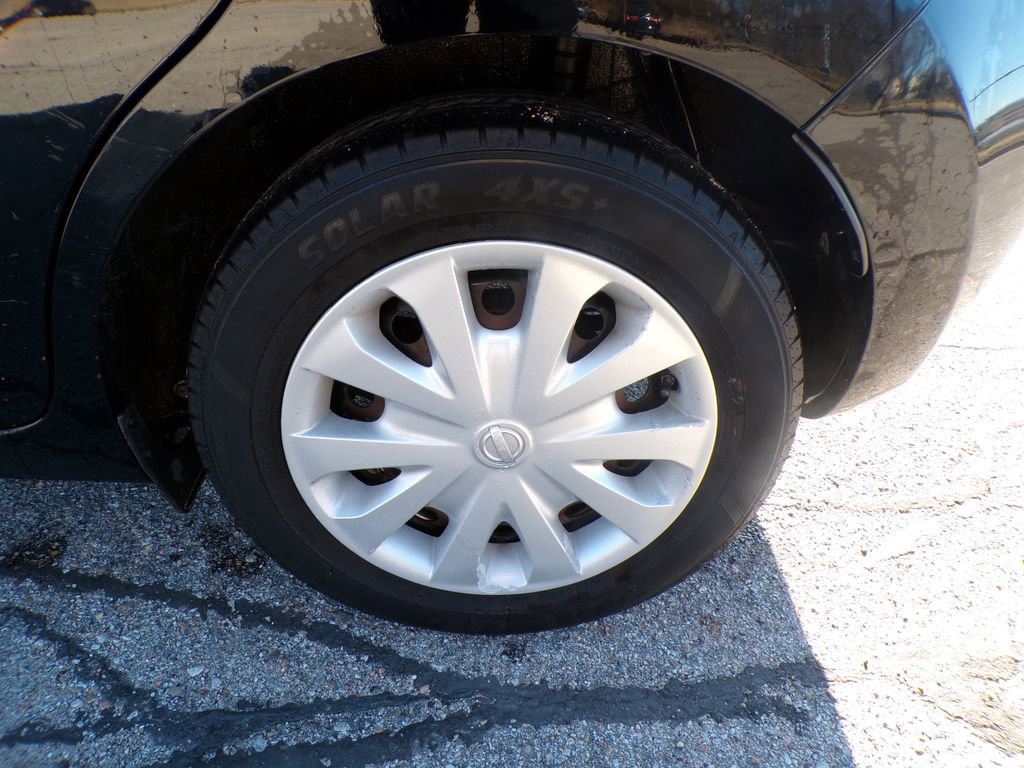 Used 2014 Nissan Versa Note SV image 9