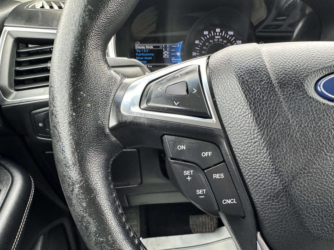 Used 2021 Ford Edge Titanium AWD/4WD image 26