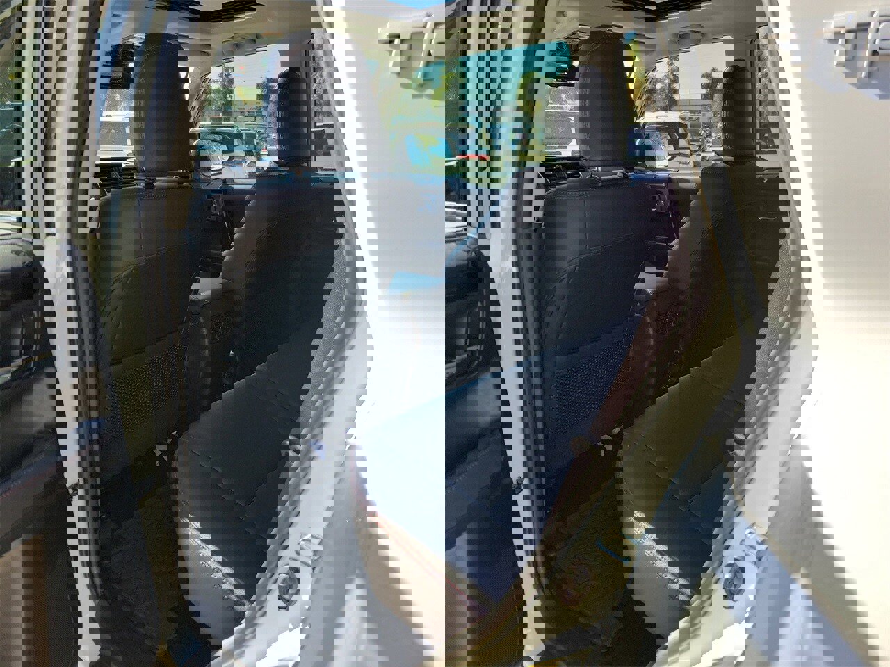 Used 2023 Toyota 4Runner TRD Off-Road Premium image 9