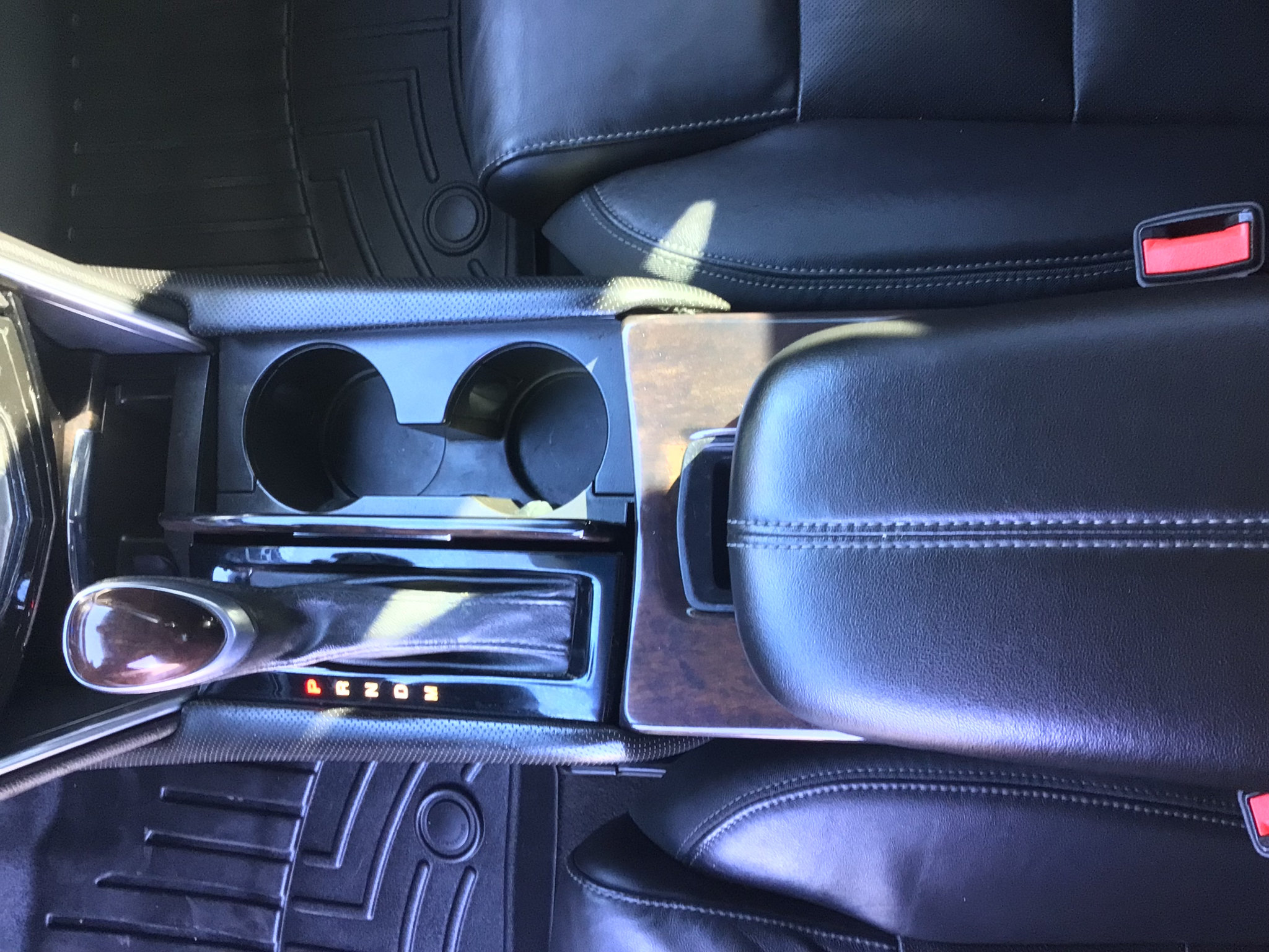 Used 2015 Cadillac XTS Luxury AWD/4WD image 14