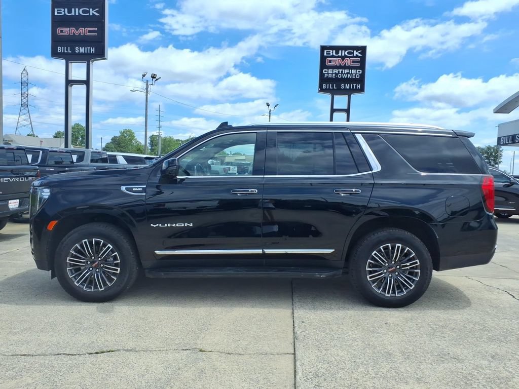 Used 2023 GMC Yukon SLT w/ SLT Premium Package RWD image 4