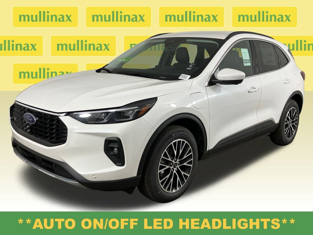 New 2026 Ford Escape SE w/ PHEV Premium Package FWD image 14