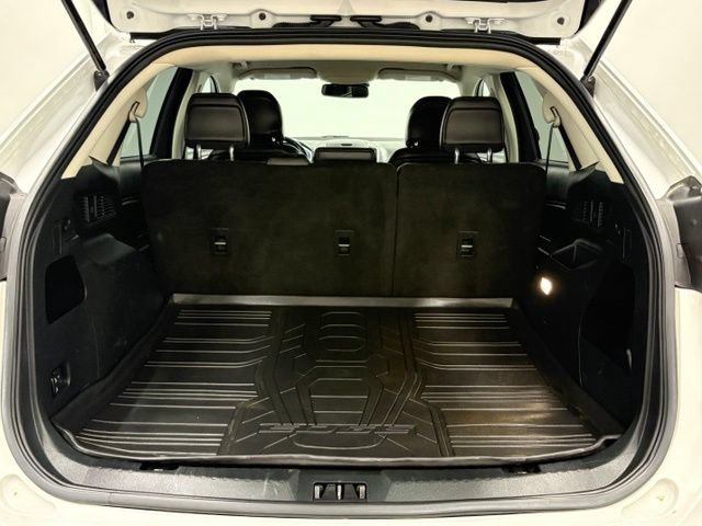 Used 2019 Ford Edge SEL w/ Equipment Group 201A AWD/4WD image 8