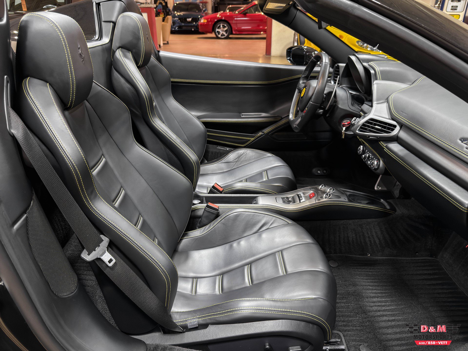 Used 2013 Ferrari 458 Spider RWD image 14