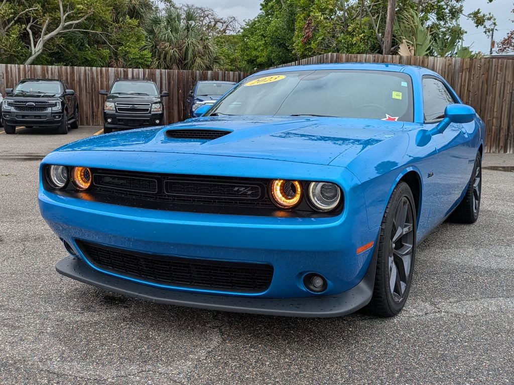 Used 2023 Dodge Challenger R/T w/ Plus Package image 2