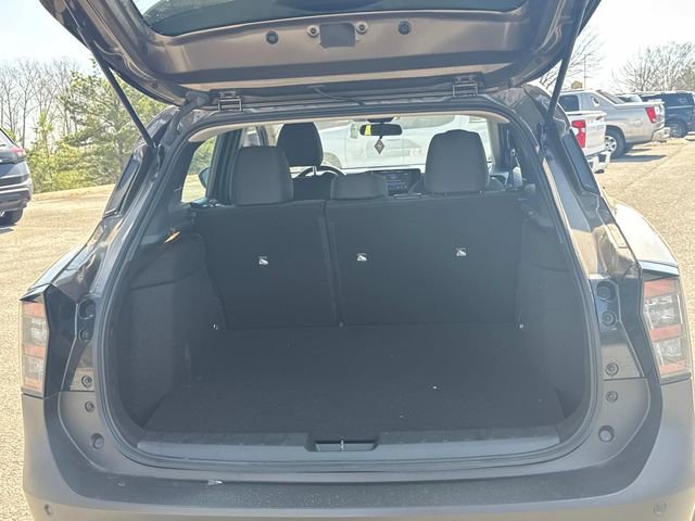 Certified 2025 Nissan Kicks S image 14