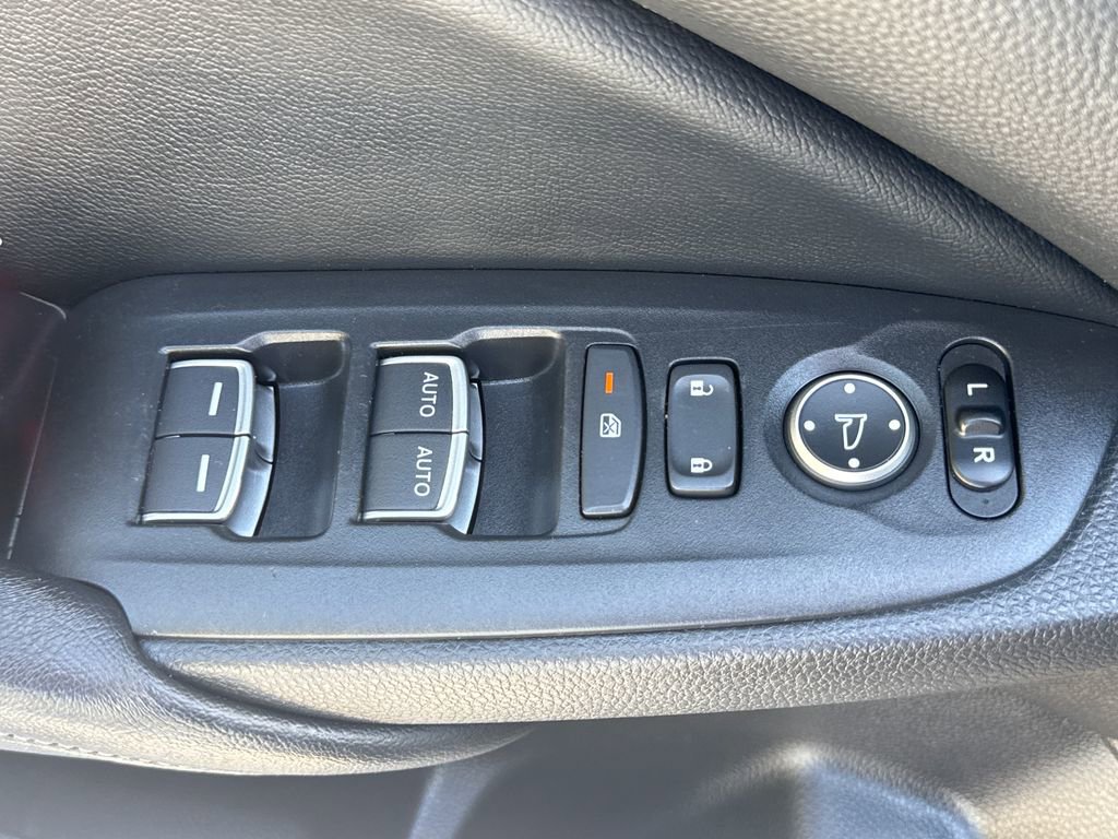 Used 2018 Honda Accord Sport image 14
