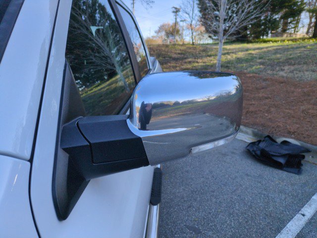 Used 2017 RAM 1500 Laramie image 13