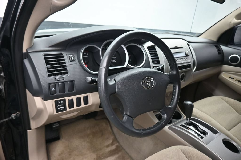 Used 2007 Toyota Tacoma PreRunner w/ SR5 Pkg #2 RWD image 12