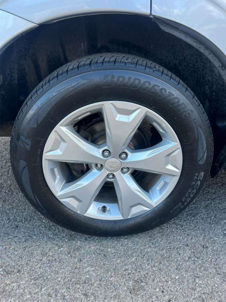 Used 2015 Subaru Forester 2.5i Premium w/ All-Weather Package image 16