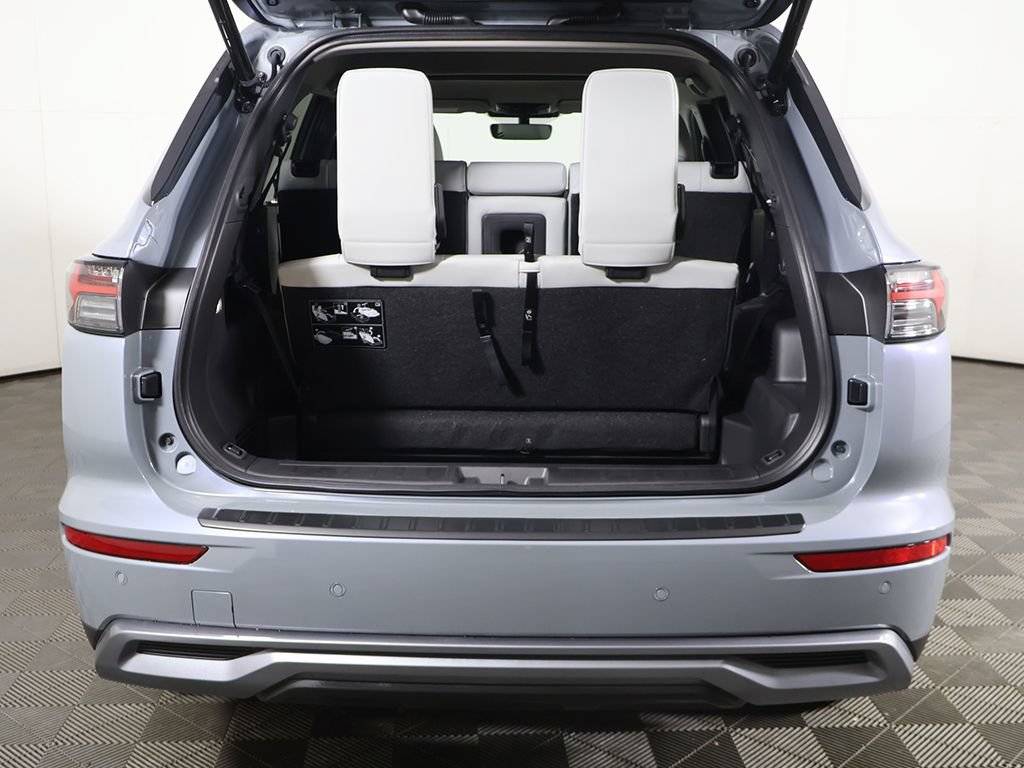 New 2026 Mitsubishi Outlander SE FWD image 19