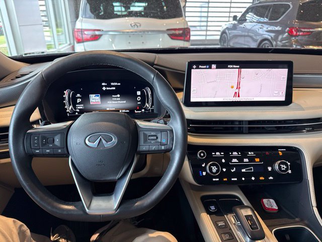 Used 2023 INFINITI QX60 Luxe w/ Cargo Package AWD/4WD image 3