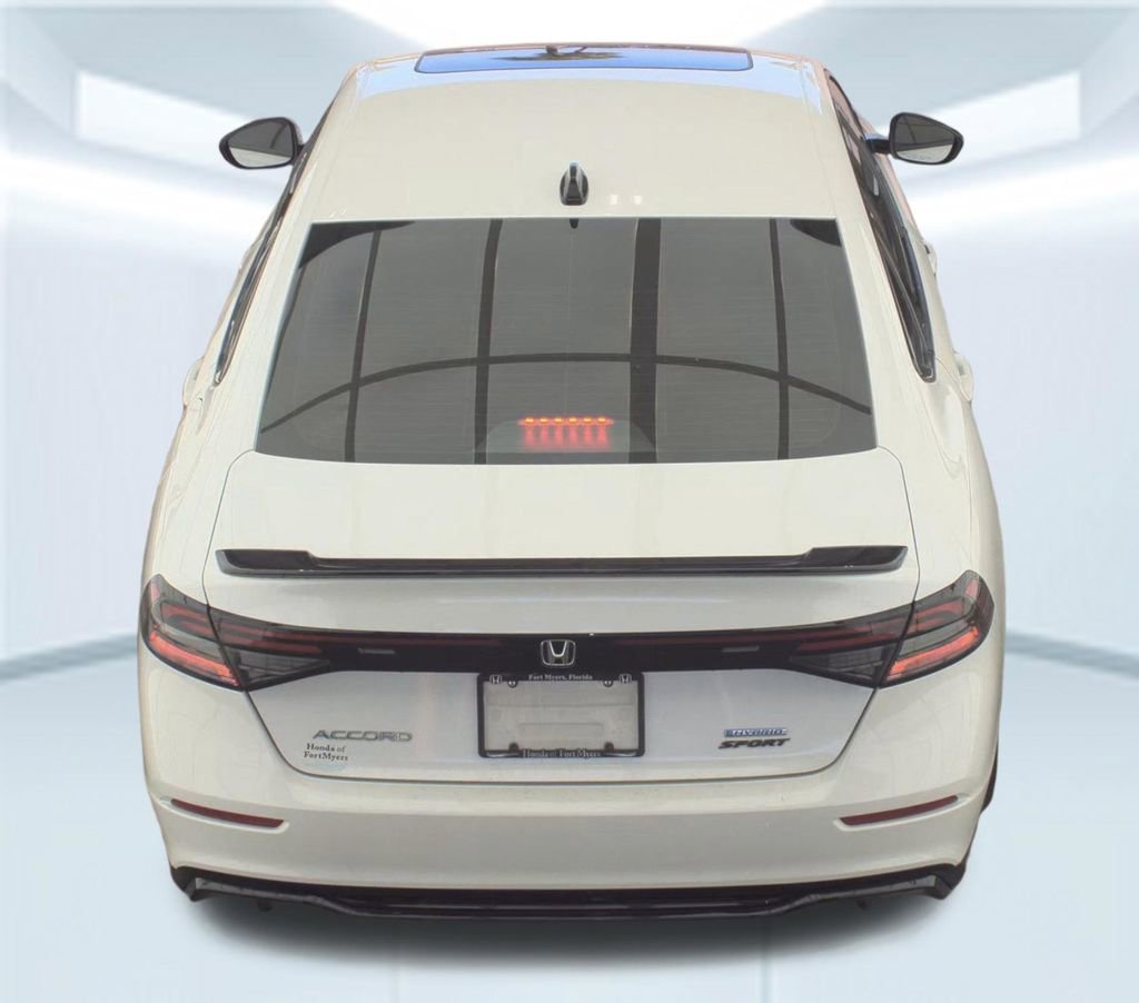 Used 2023 Honda Accord Sport image 13