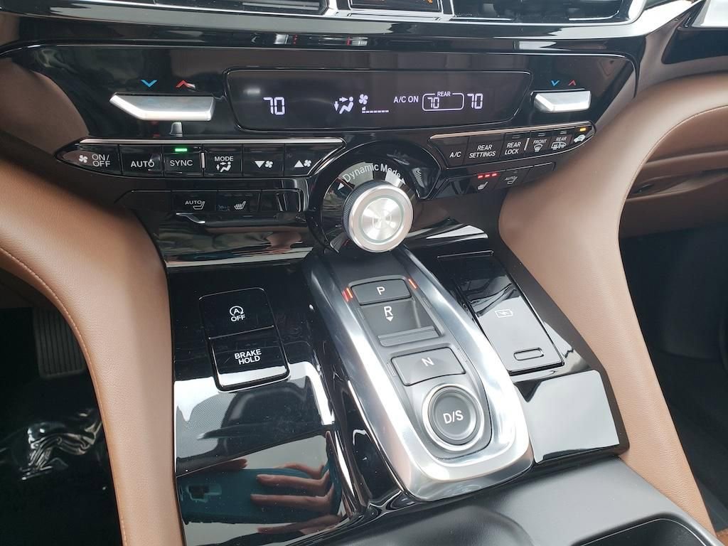 Certified 2024 Acura MDX SH-AWD w/ Technology Package image 28