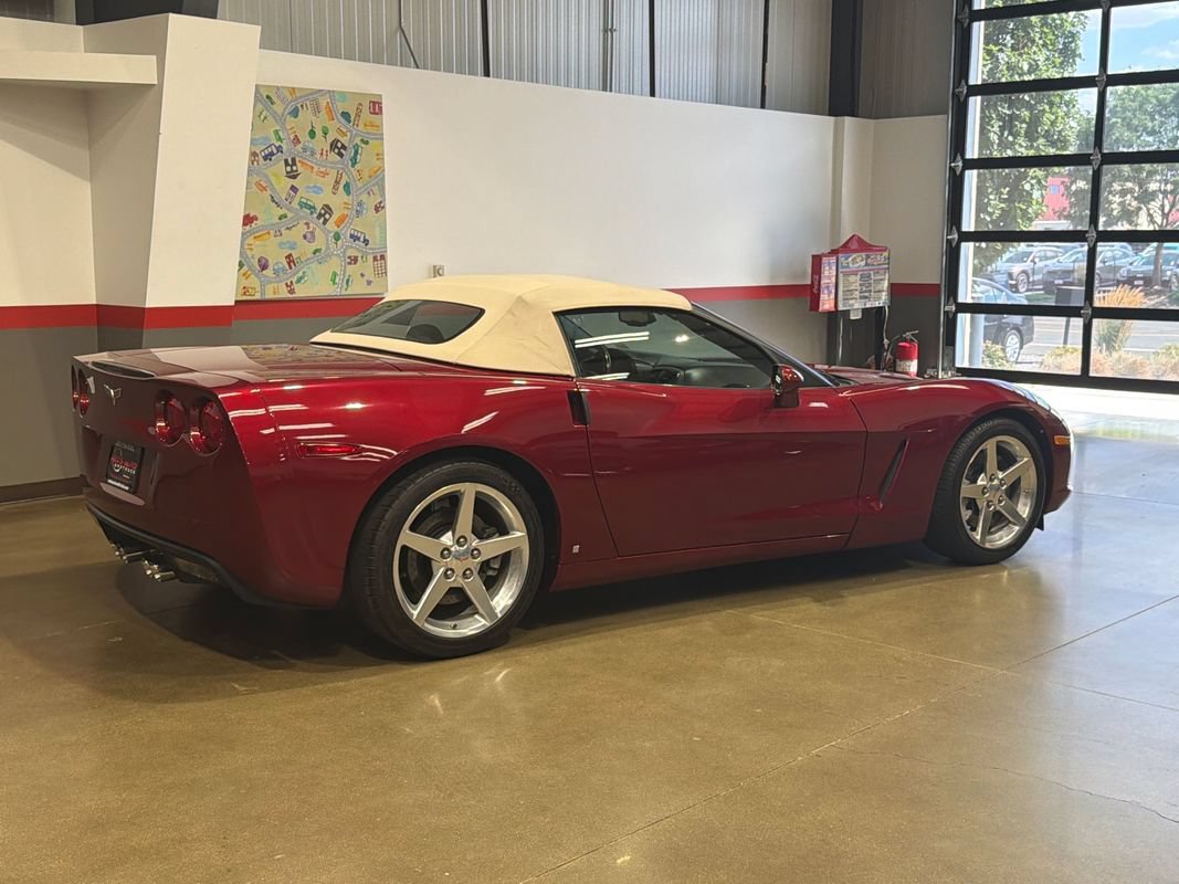 Used 2006 Chevrolet Corvette Convertible w/ Preferred Equipment Group RWD image 70