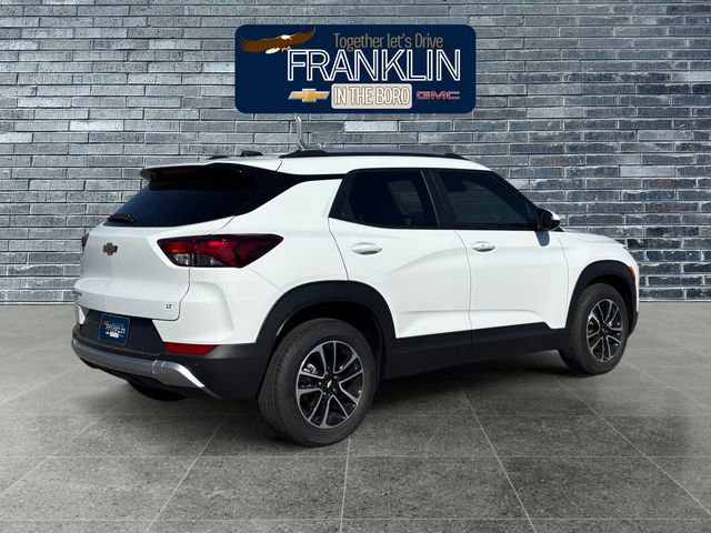 Used 2026 Chevrolet TrailBlazer LT w/ Driver Confidence Package image 5