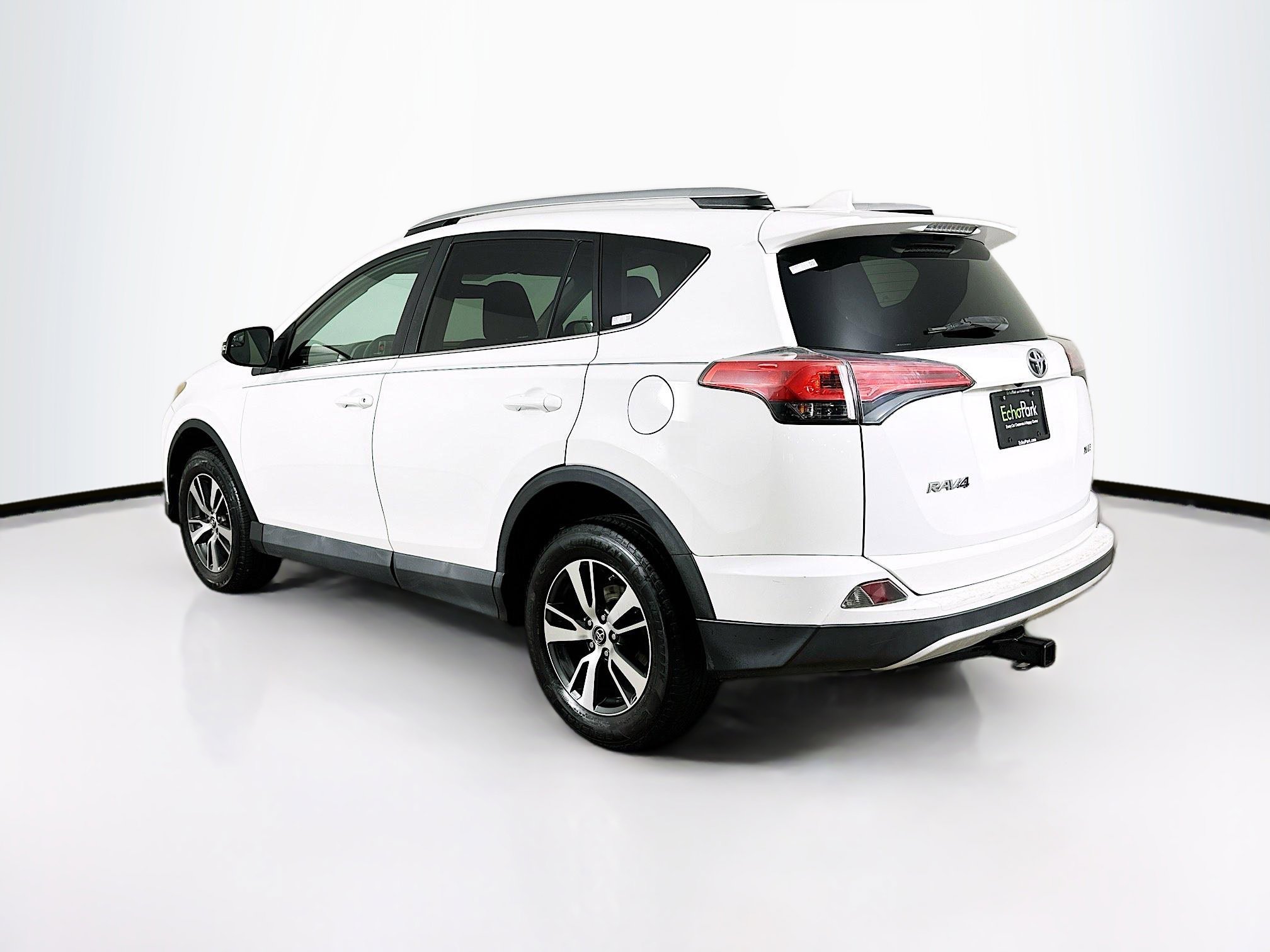 Used 2016 Toyota RAV4 XLE image 5