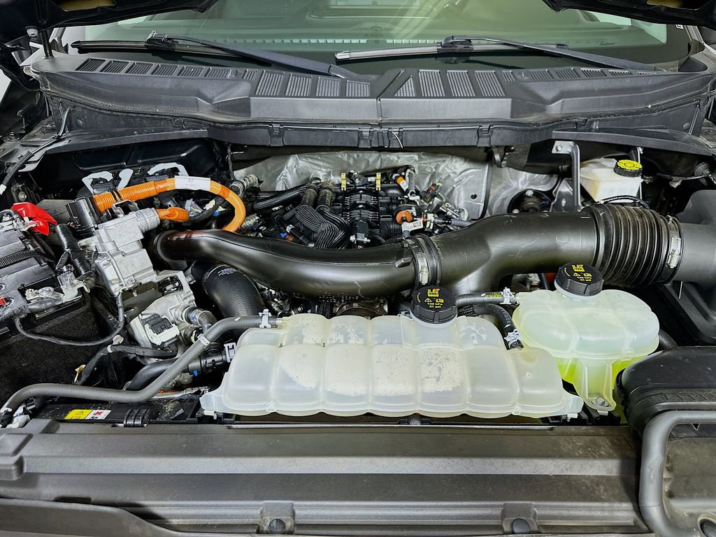 Used 2024 Ford F150 XLT w/ Mobile Office Package image 9