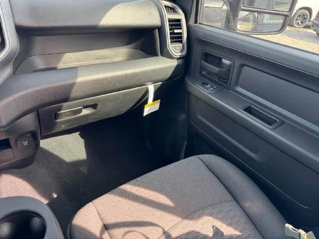 New 2027 RAM 3500 Tradesman AWD/4WD image 16
