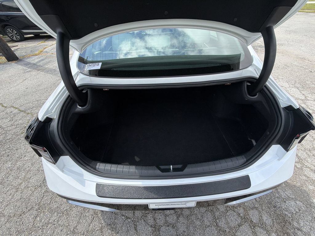 Used 2025 Hyundai Sonata SEL FWD image 23