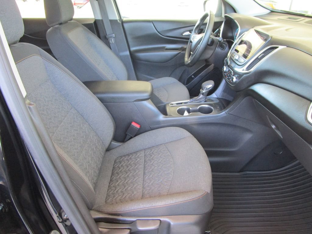 Used 2024 Chevrolet Equinox LT FWD image 25