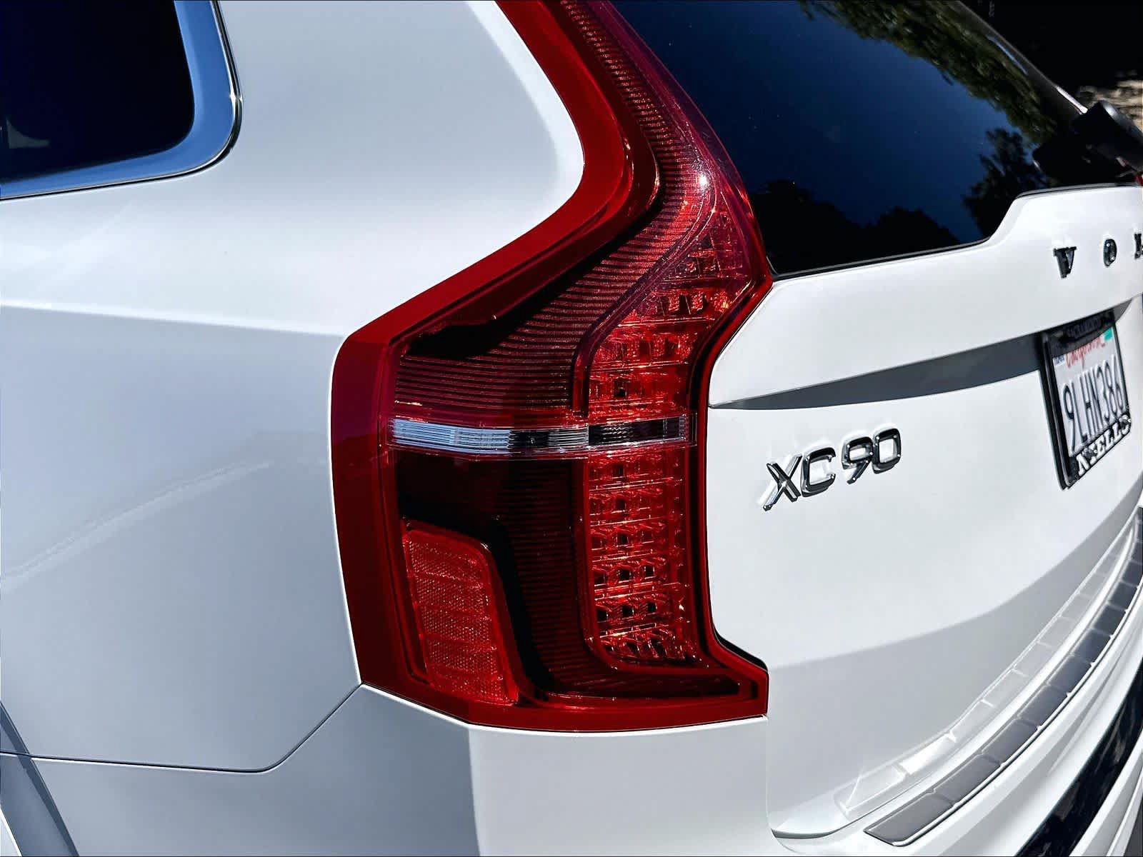 Used 2024 Volvo XC90 T8 Ultimate w/ Lounge Package AWD/4WD image 33