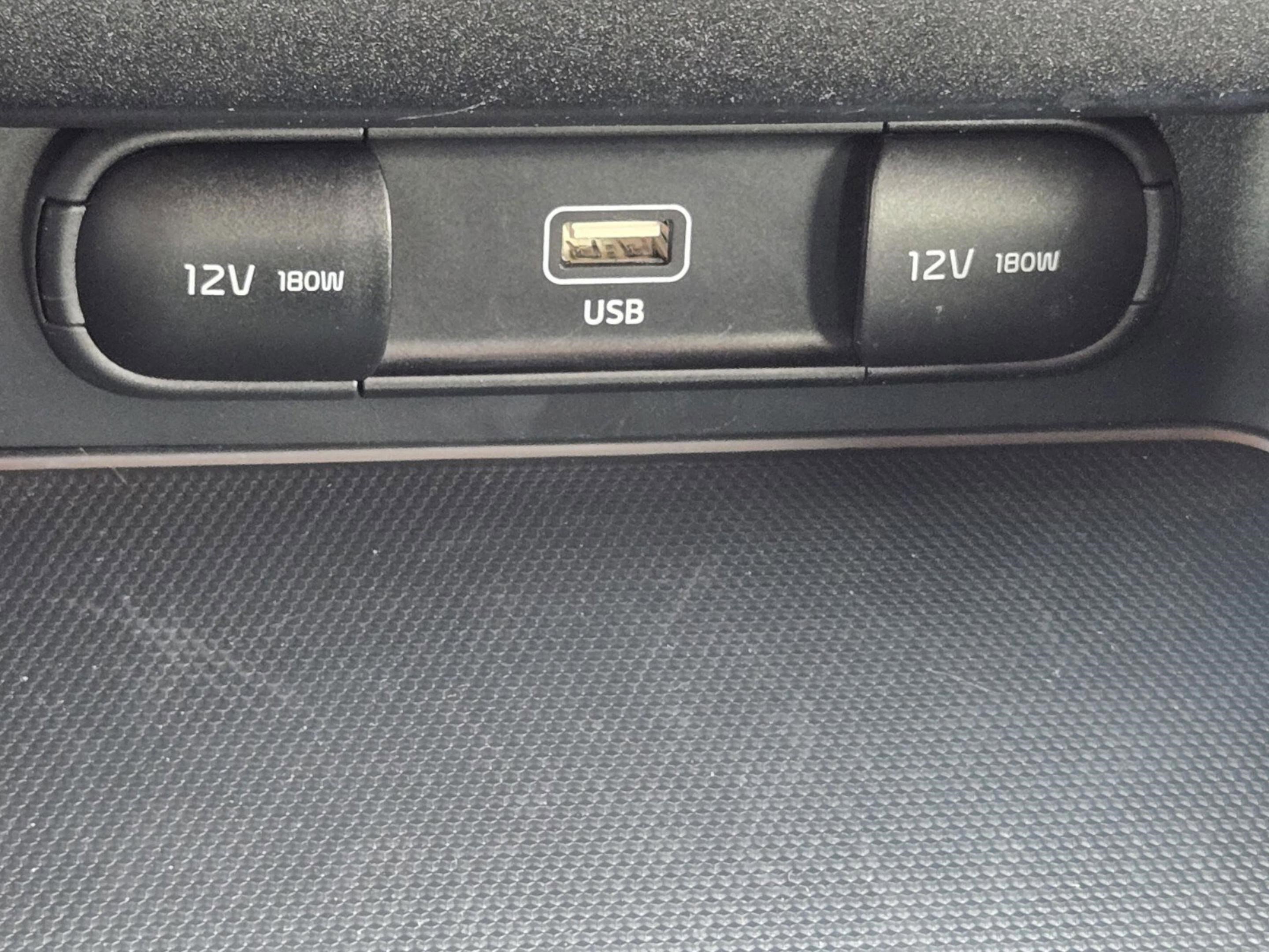 Used 2023 Kia Forte LXS w/ LXS Technology Package image 39