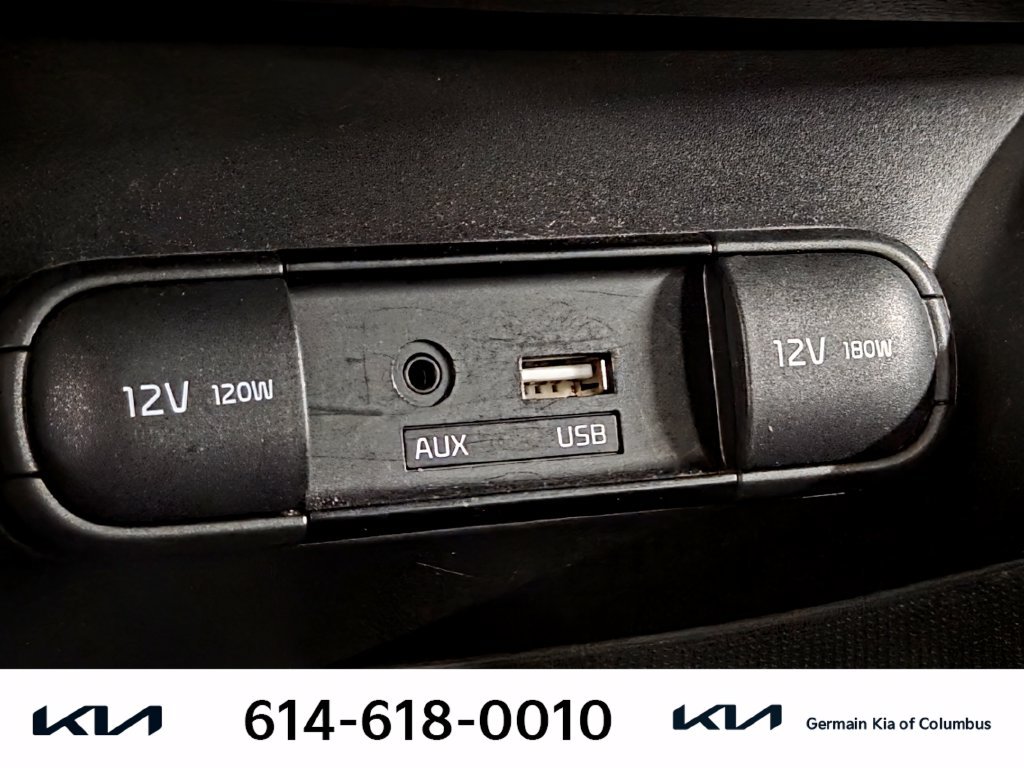 Used 2019 Kia Soul + FWD image 28