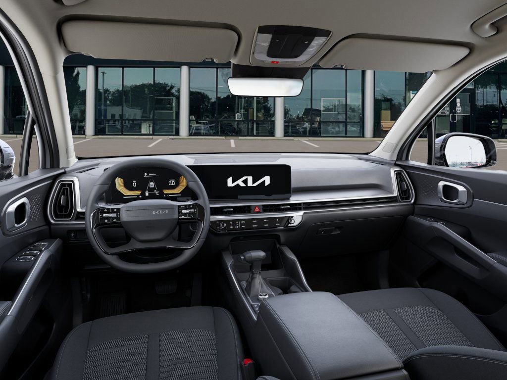 Used 2026 Kia Sorento LX FWD image 15