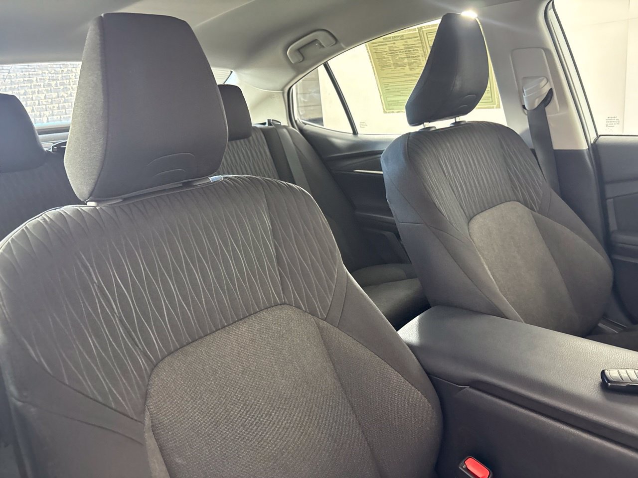 Used 2025 Toyota Camry LE FWD image 28