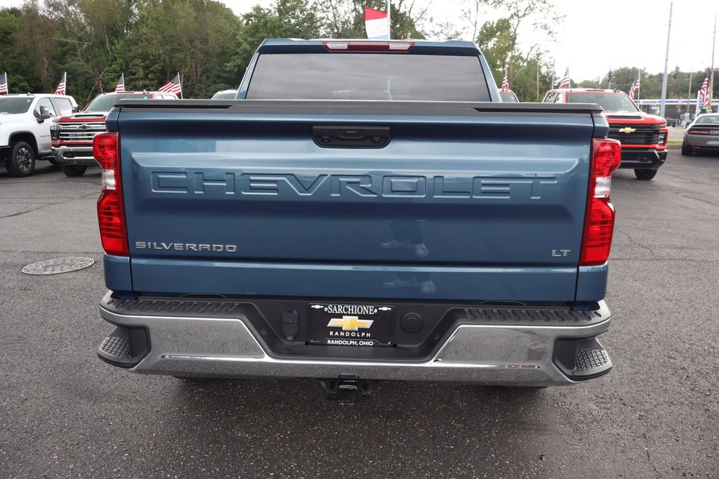 Used 2024 Chevrolet Silverado 1500 LT AWD/4WD image 25