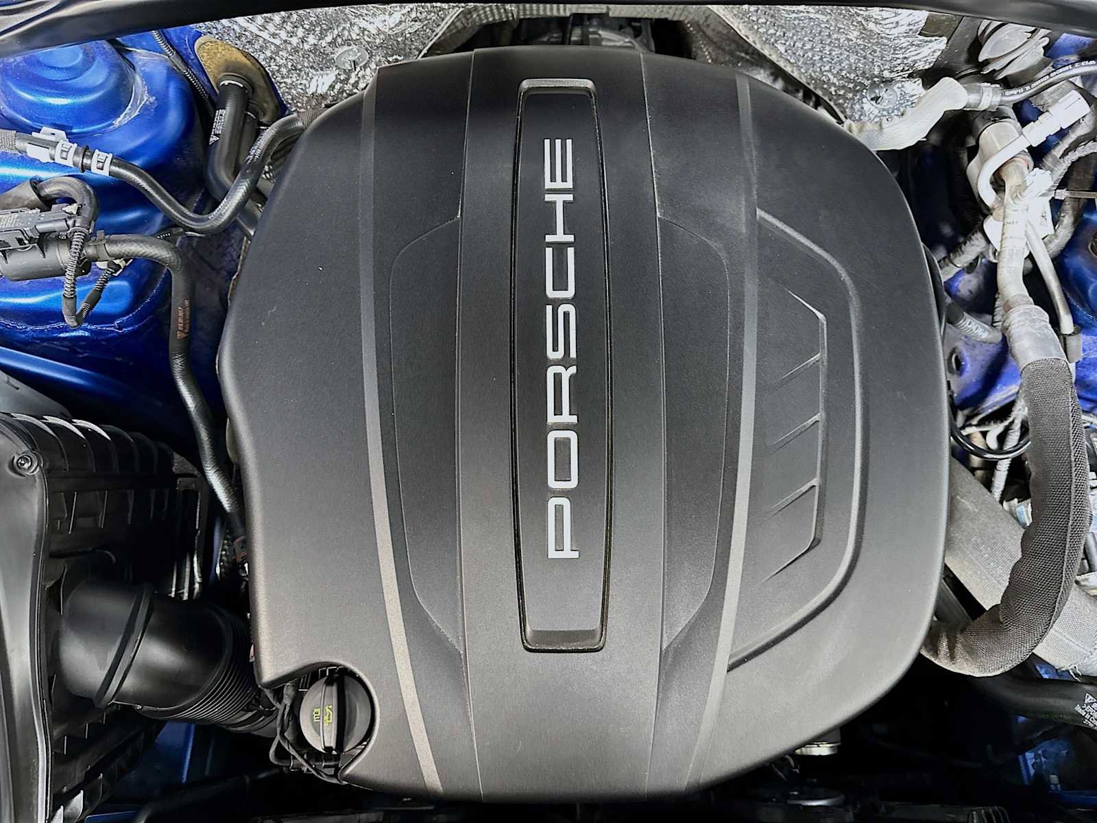 Certified 2020 Porsche Macan image 31