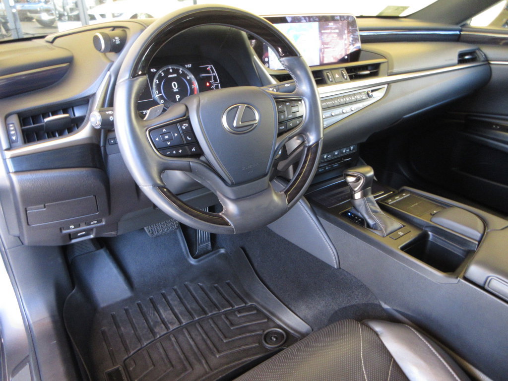 Used 2020 Lexus ES 350 w/ Accessory Package FWD image 14