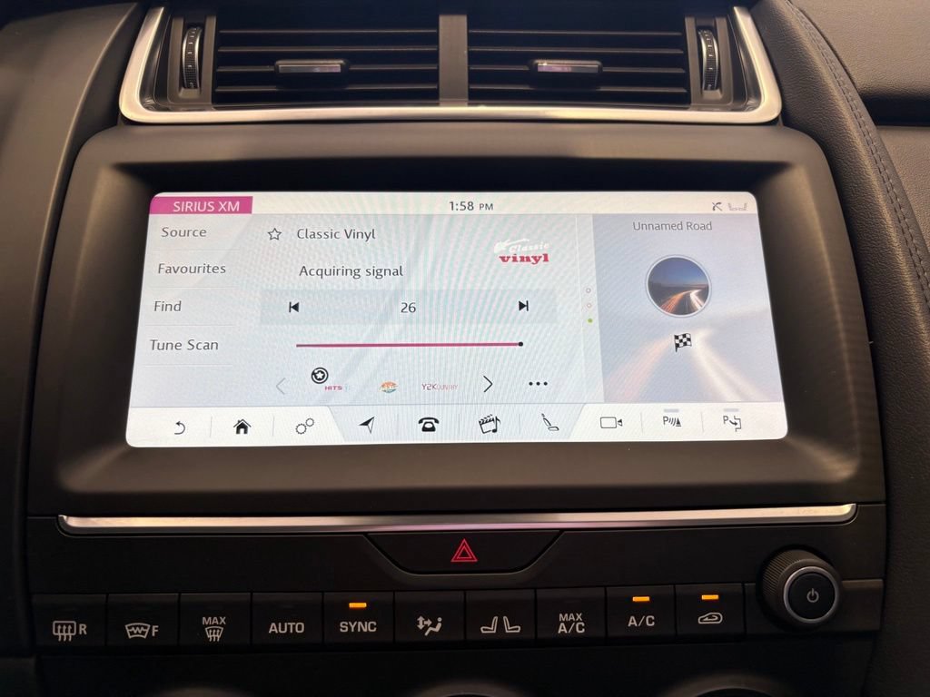 Used 2020 Jaguar E-PACE SE AWD/4WD image 32