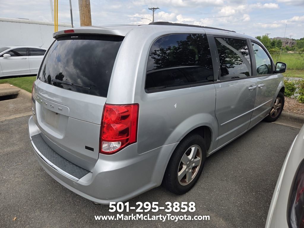 Used 2012 Dodge Grand Caravan SXT FWD image 7
