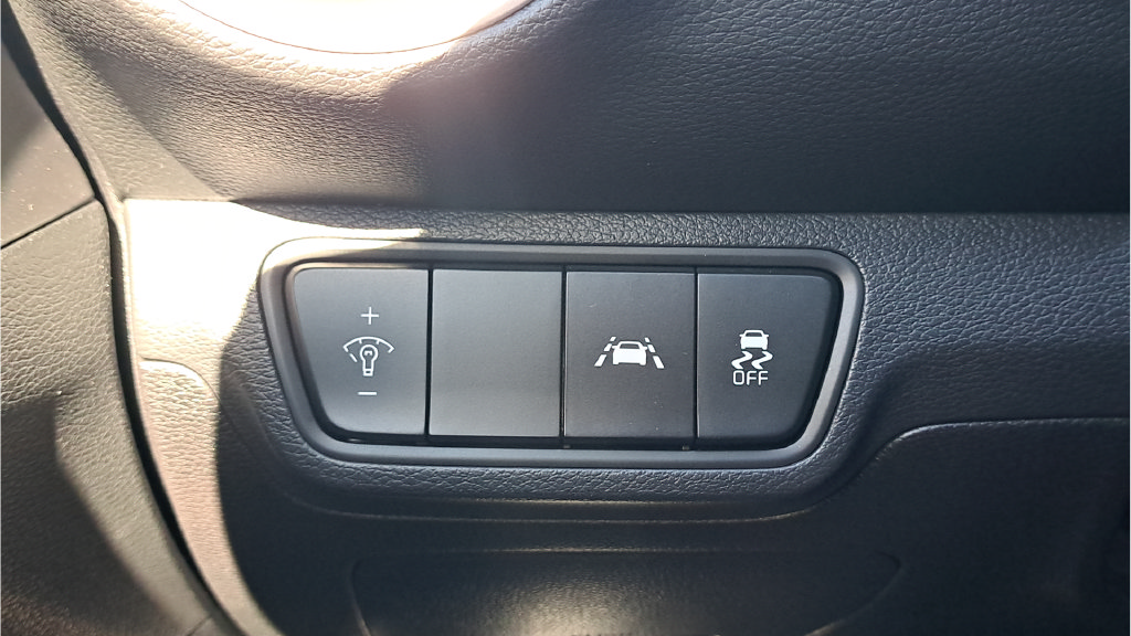 Used 2019 Kia Forte LXS FWD image 25