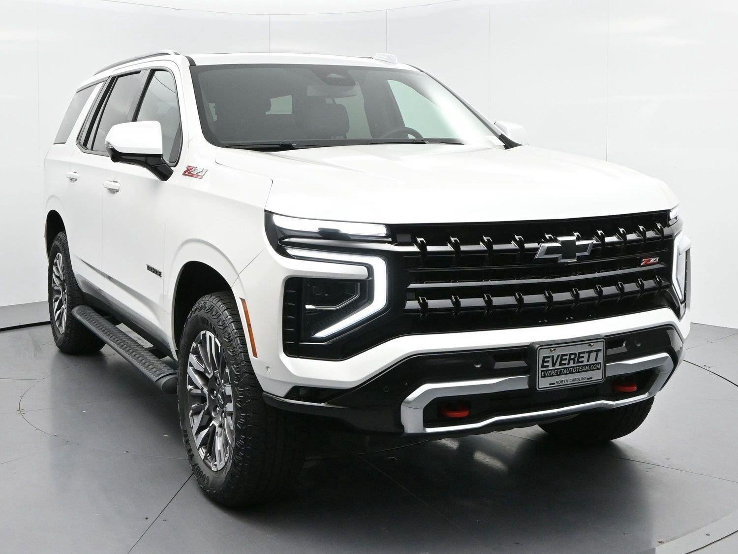 Used 2025 Chevrolet Tahoe Z71 w/ Z71 Off-Road Package AWD/4WD image 2