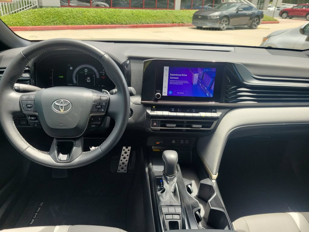 Certified 2025 Toyota Camry SE w/ Convenience Package FWD image 17