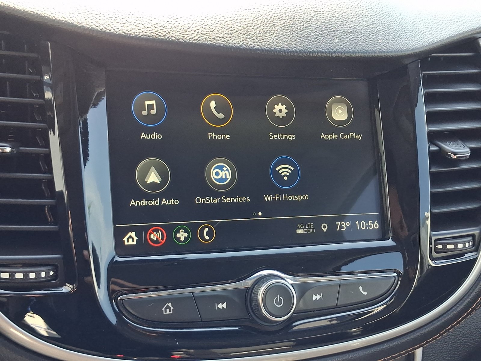 Used 2019 Chevrolet Trax LT w/ LT Convenience Package AWD/4WD image 16