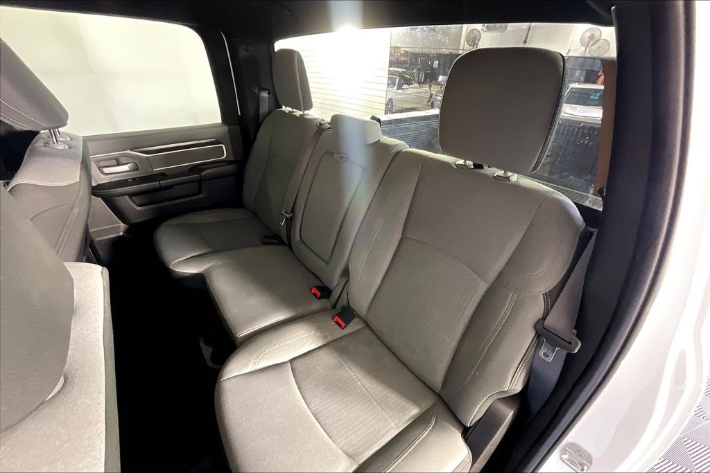 Used 2021 RAM 2500 Big Horn w/ Level 1 Equipment Group AWD/4WD image 32