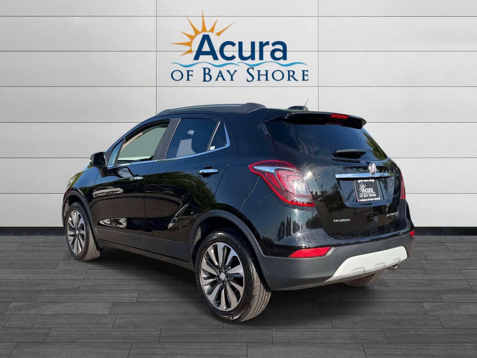 Used 2017 Buick Encore Essence AWD/4WD image 5