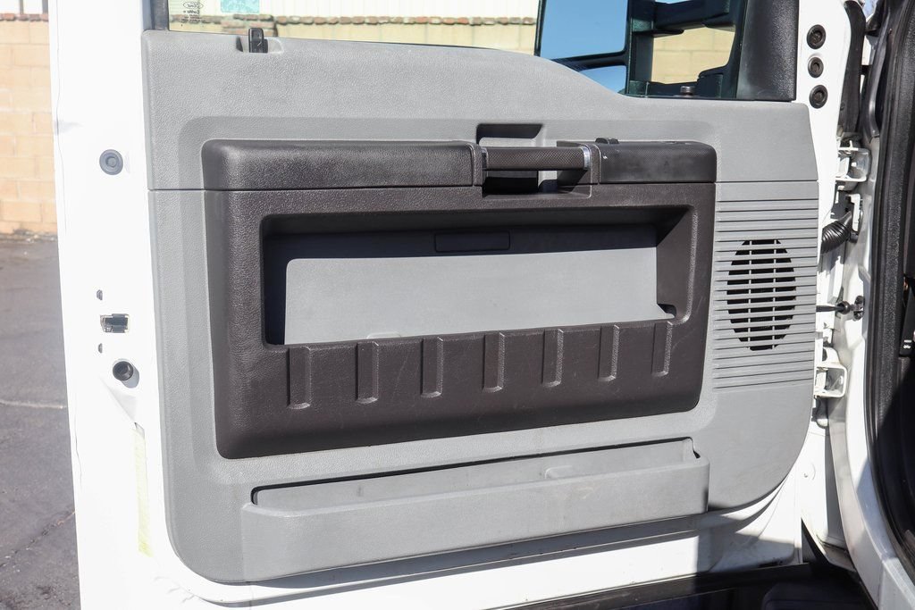 Used 2012 Ford F550 Luxury w/ PWR Equipment Group RWD image 17