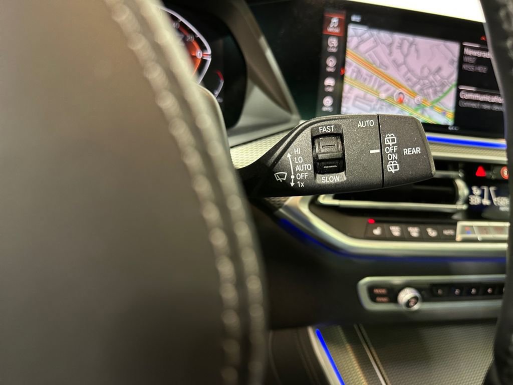 Used 2022 BMW X5 xDrive40i w/ M Sport Package image 21