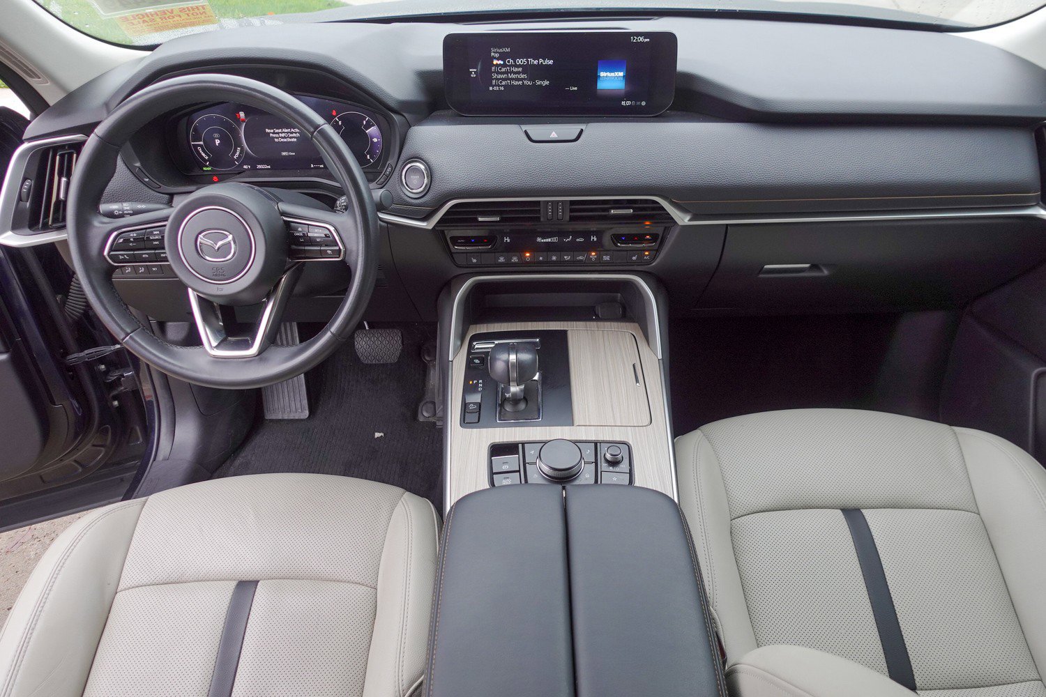 Used 2024 MAZDA CX-90 Plug-In Hybrid w/ Premium Pkg image 23