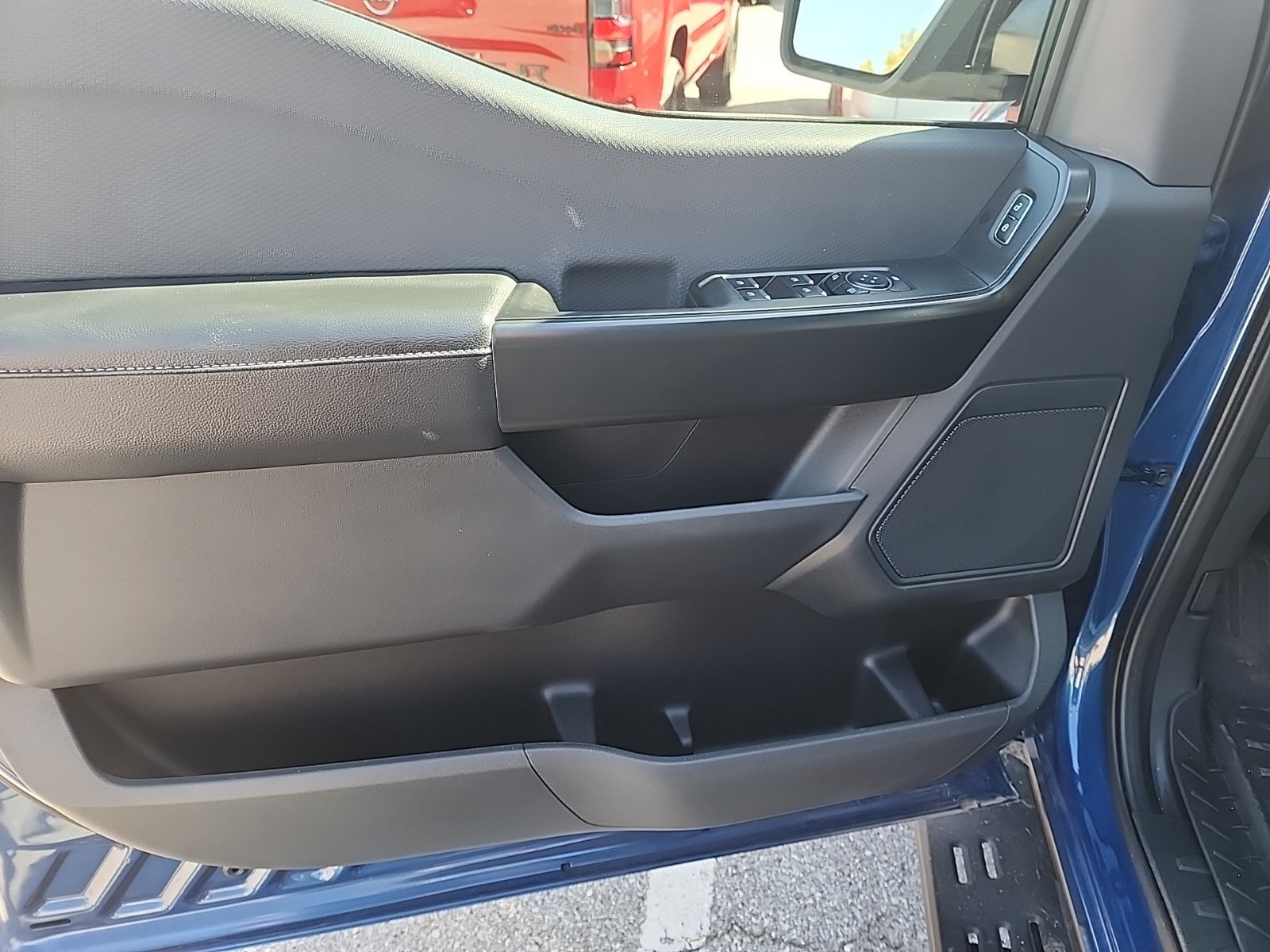 Used 2024 Ford F150 STX AWD/4WD image 10