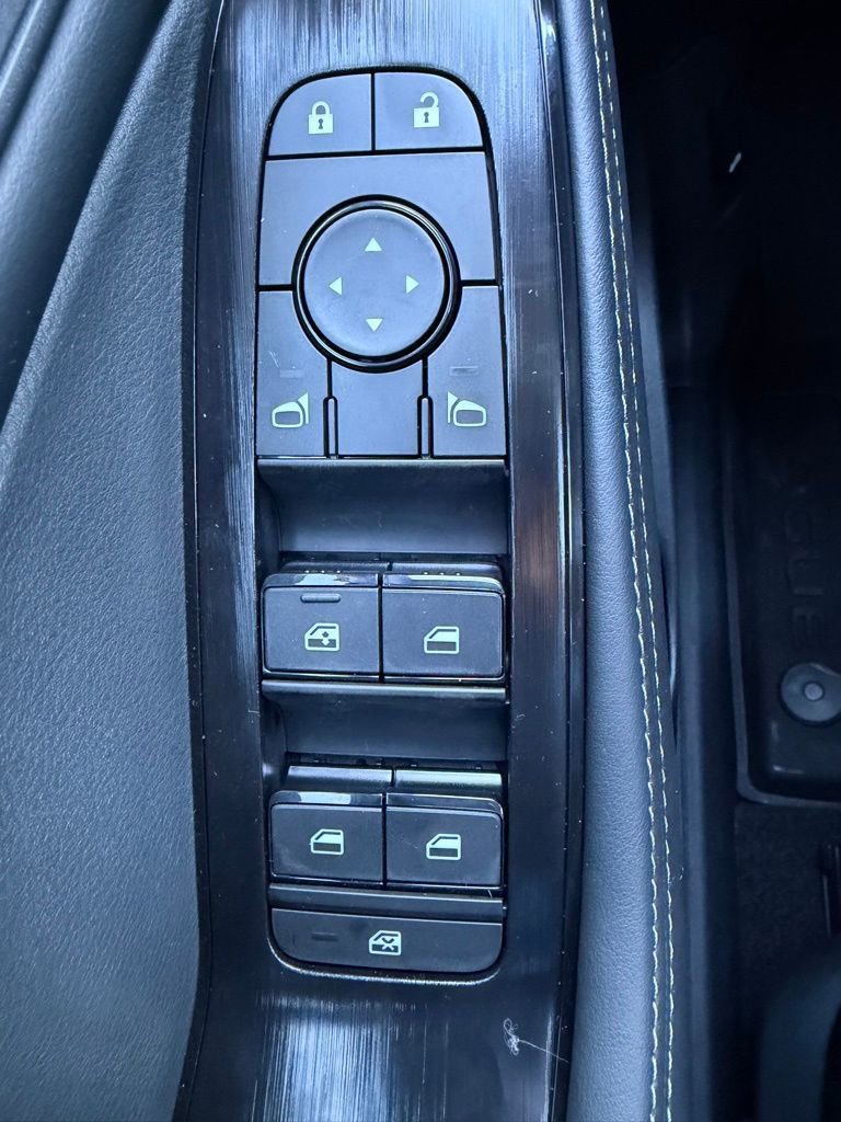 New 2026 Nissan Rogue SV image 18