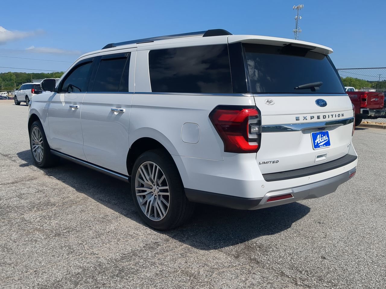 Certified 2022 Ford Expedition Max Limited RWD image 5