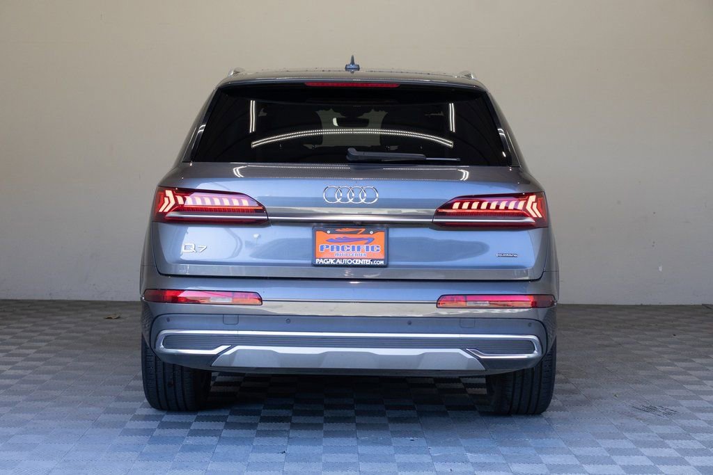 Used 2024 Audi Q7 2.0T Premium w/ Convenience Package AWD/4WD image 11