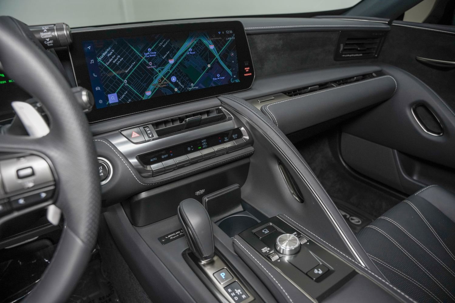 Used 2025 Lexus LC 500 Coupe image 38