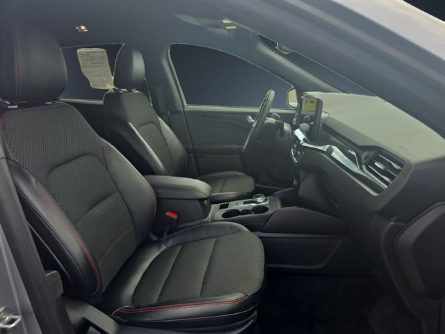 Used 2023 Ford Escape ST-Line w/ Tech Pack #1 AWD/4WD image 15